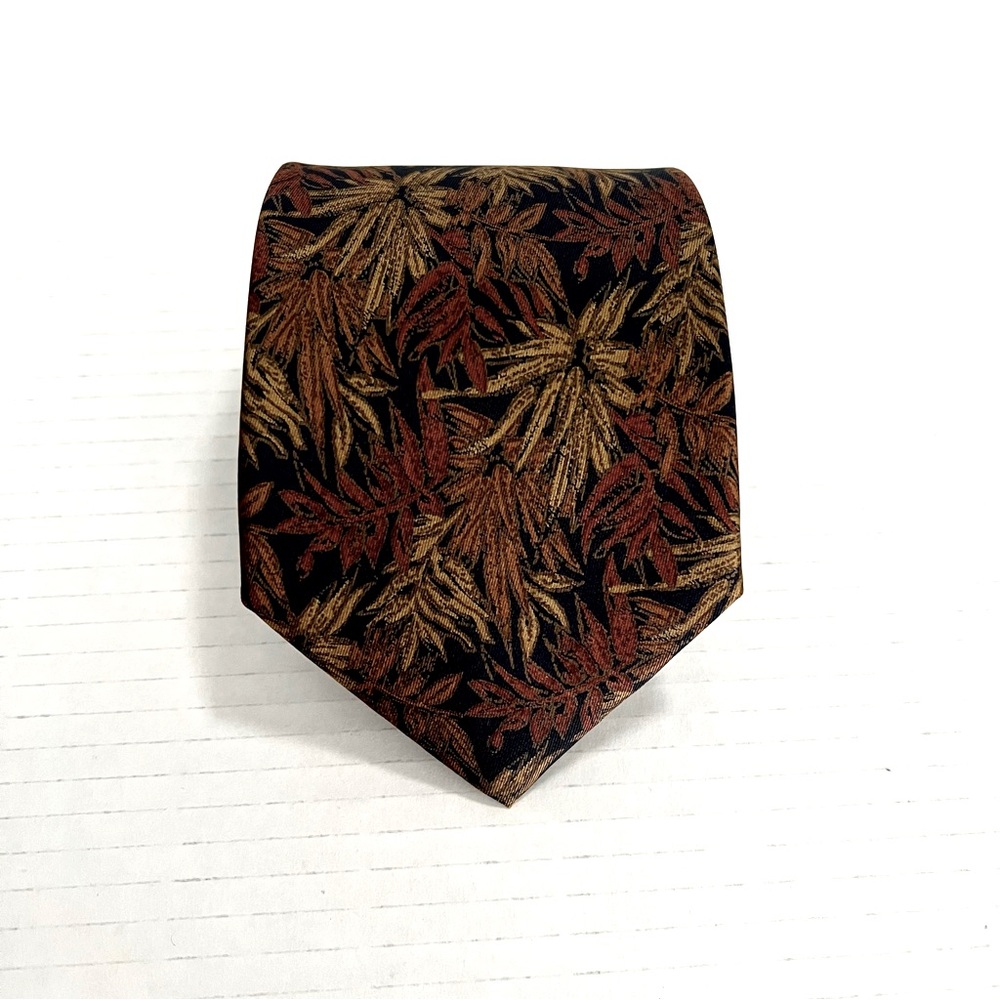 VTG NINA RICCI Necktie Classic, Professional, Academic Tie  Made in France 58”